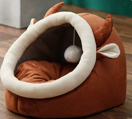 Cozy Cat Nest – Soft Plush Bed for Cats (Rabbit & Cow Design)